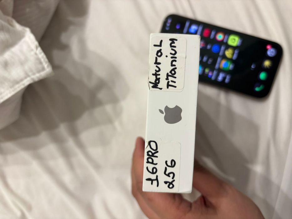 iPhone 16 pro 256 gb