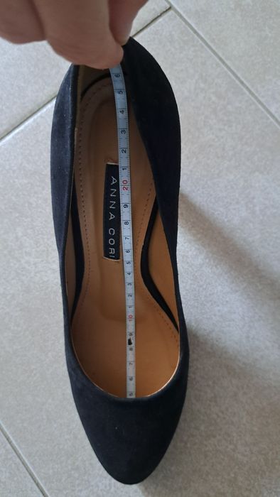 Pantofi noi Anna Cori negri