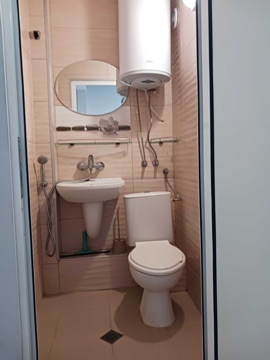 Дава се под наем Многостаен апартамент в Варна, Колхозен пазар - 35 кв.м за 265.2 € - Снимка #6