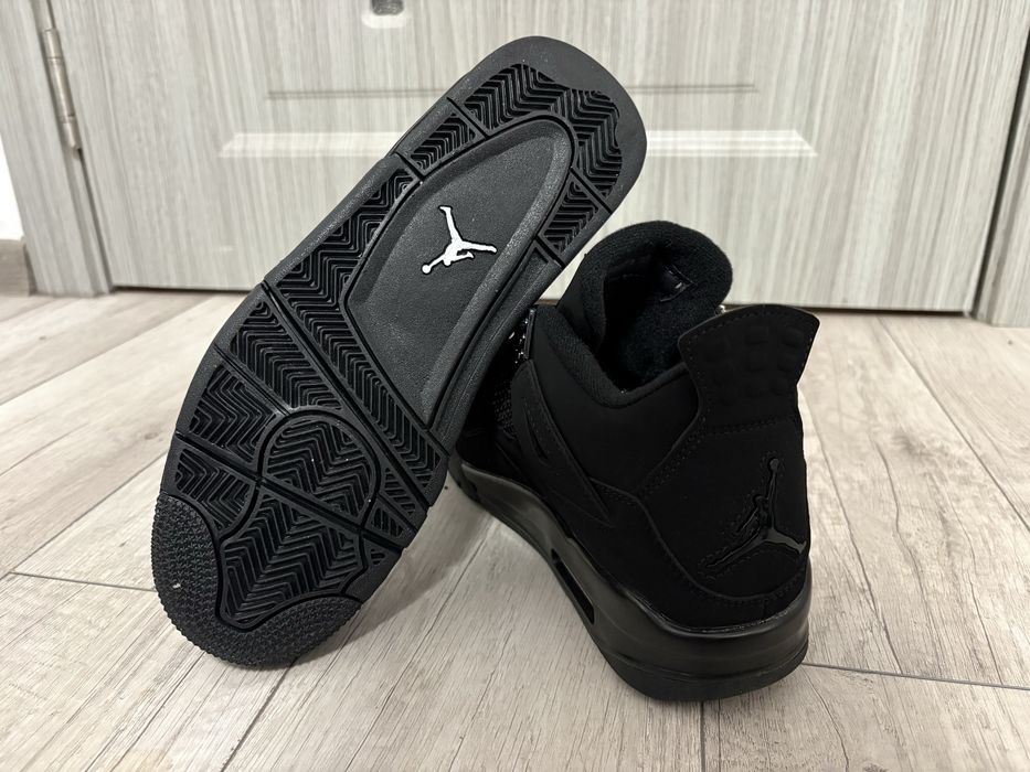 Nike Jordan Black Cat 42