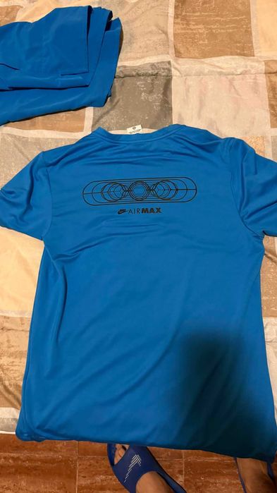 Тениска Nike Air max