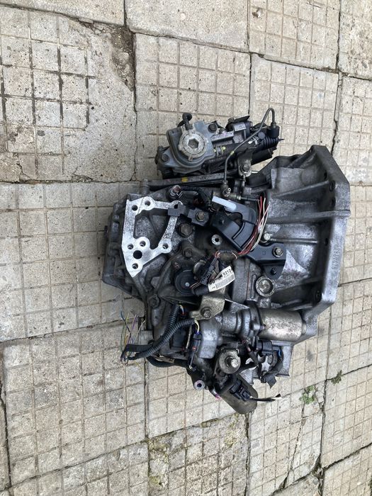 Автоматична скоростна кутия за тойота/Toyota 1.4D4D 90кс 09-12г