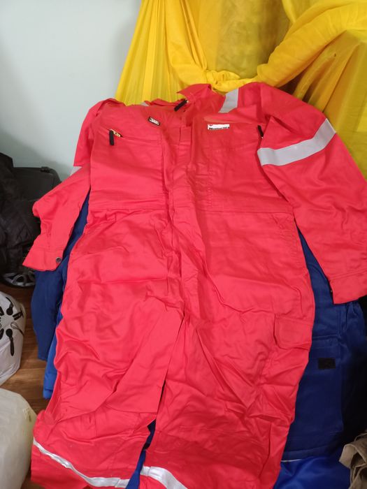 Спецодежда ,комбинезон