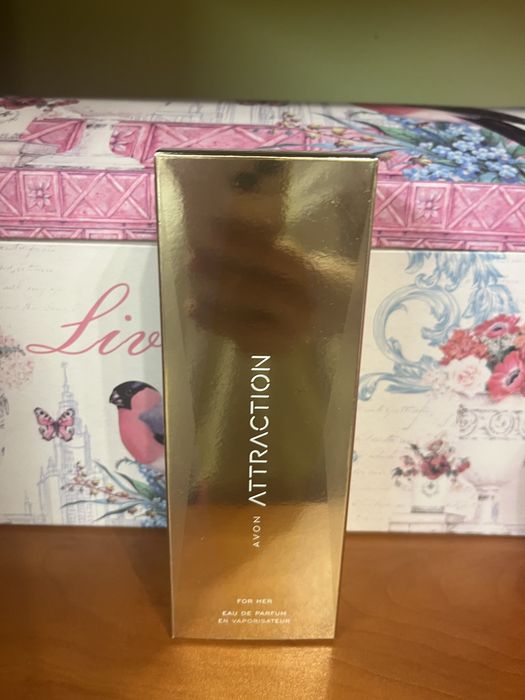 Avon today tommorow always, little black dress