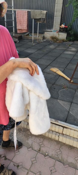 Шубка свадебная белая бу