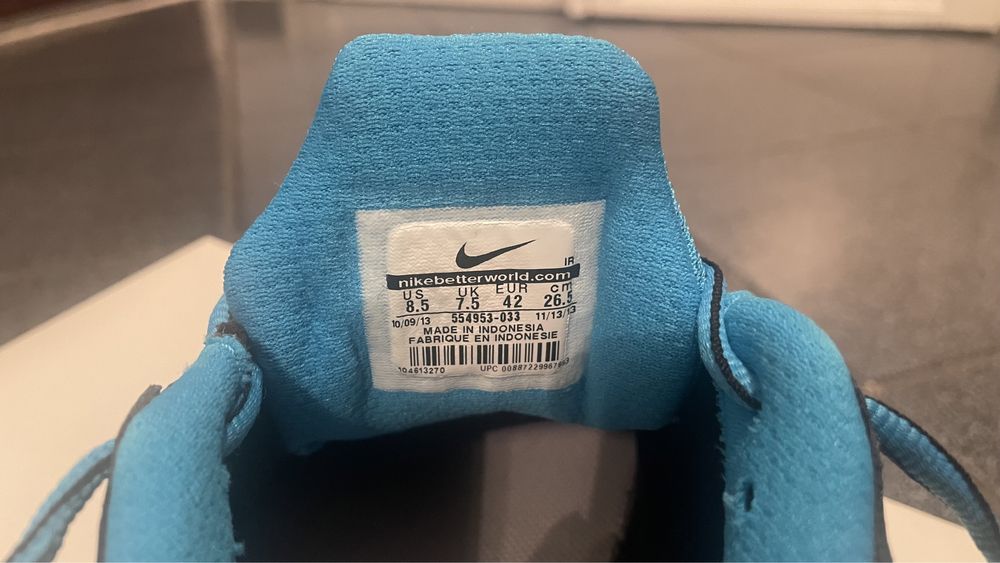 Vand Nike marimea 42