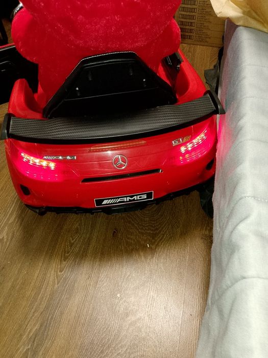 Mașinuță electrica copii nouă folosita doar pentru poze la botez!