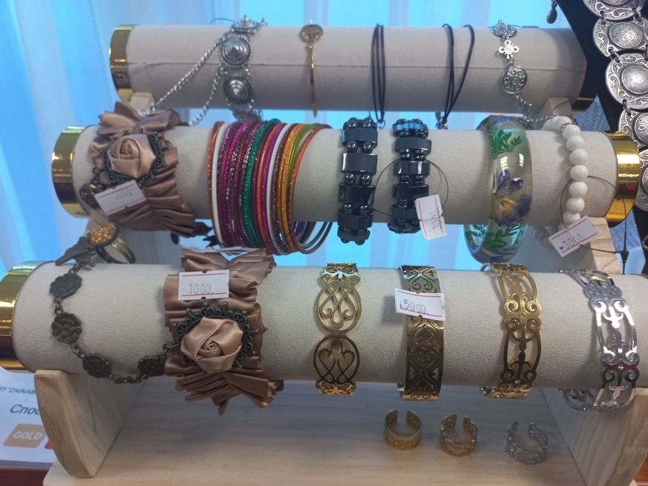 Продам украшения производство Индия