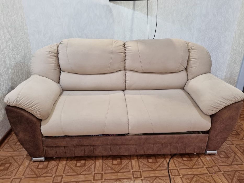 Продается два дивана для гостиной