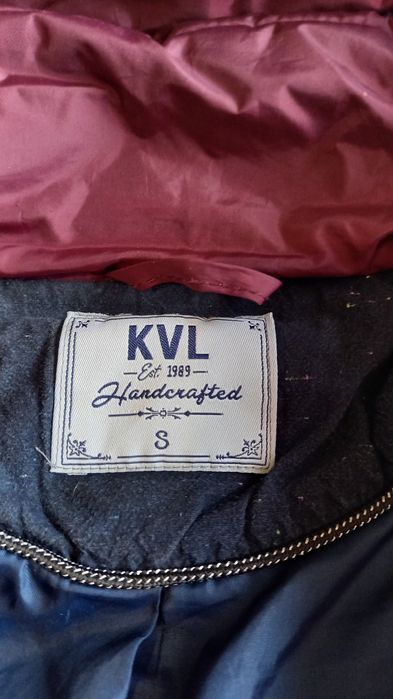 Дамско яке Kenvello