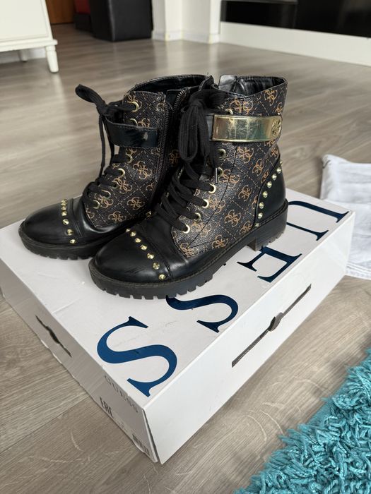 Боти на Guess оригинални 36 размер подарък тениска