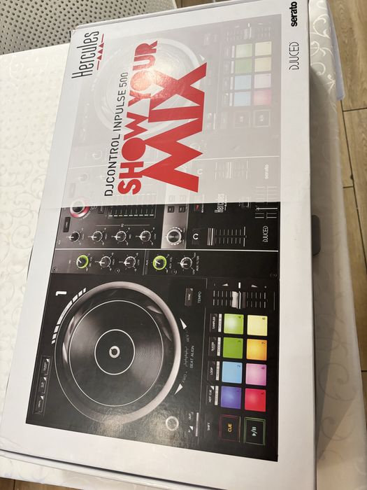 Hercules DJ Control Inpulse 500 | Ca Nou | Cutie și accesorii