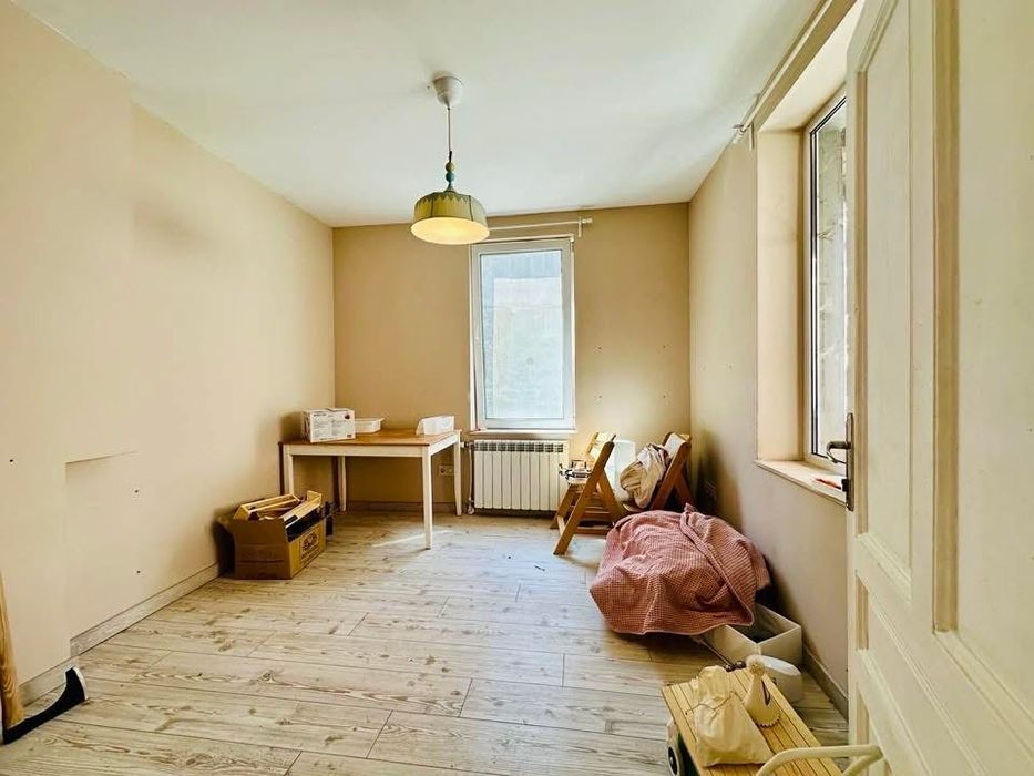 Дава се под наем Тристаен апартамент в София, Център - 86 кв.м за 797.64 € - Снимка #4