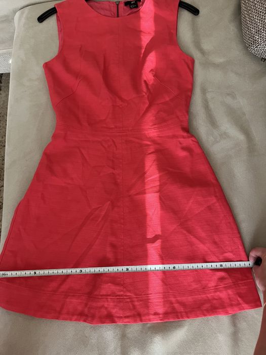 Коралова и жълта рокля на HM и S/M размер