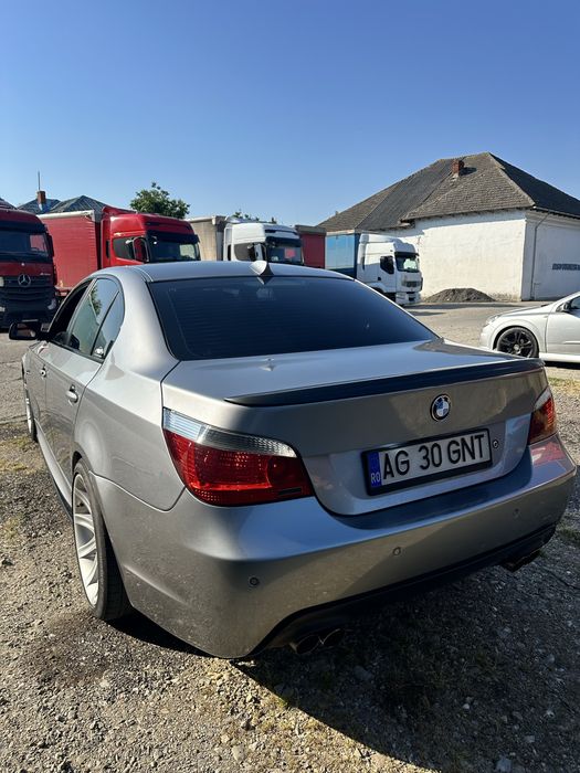 BMW 5 Series 0 — imagine 3