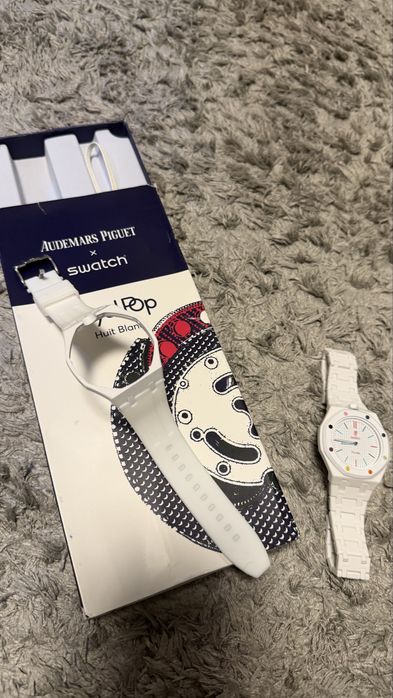Swatch Royal Pop