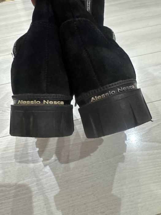 Продам детские сапоги