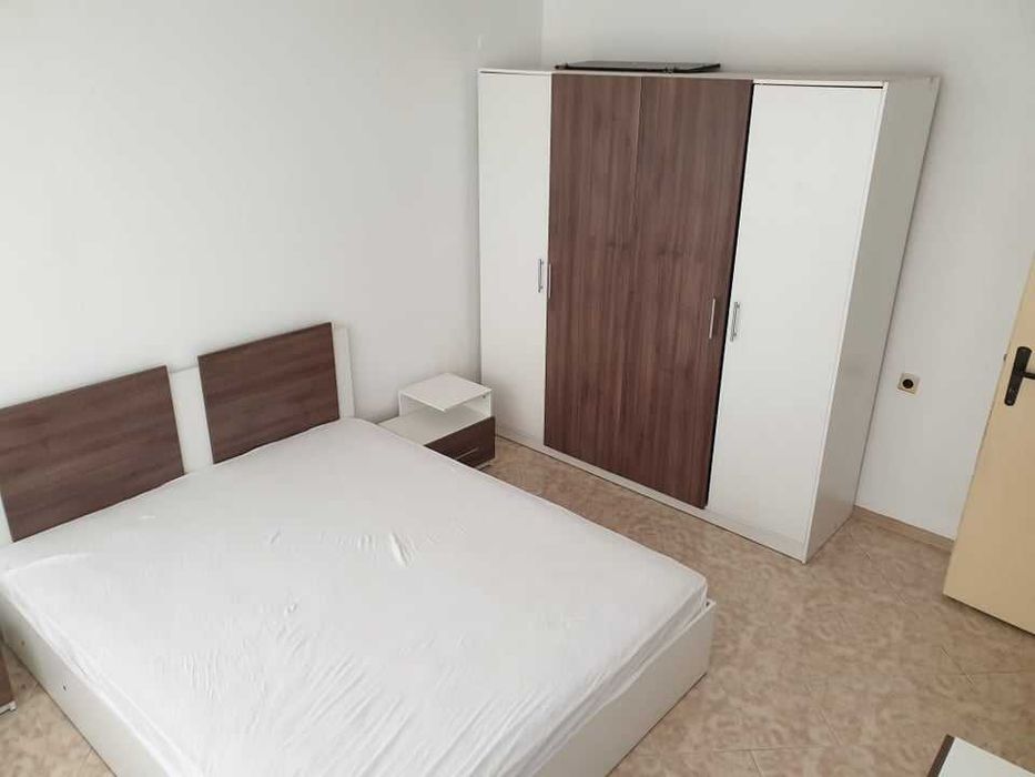 Дава се под наем Тристаен апартамент в Бургас, Възраждане - 78 кв.м за 204 € - Снимка #3