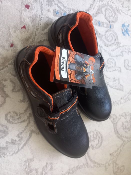 Рабочие летние ботинки