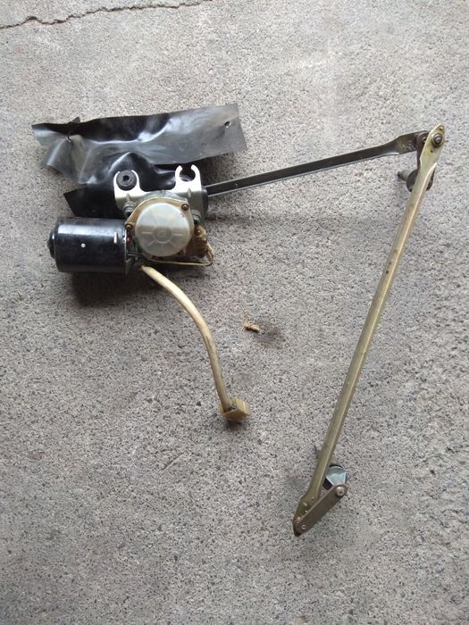 Продам запчасти на Москвич 2141