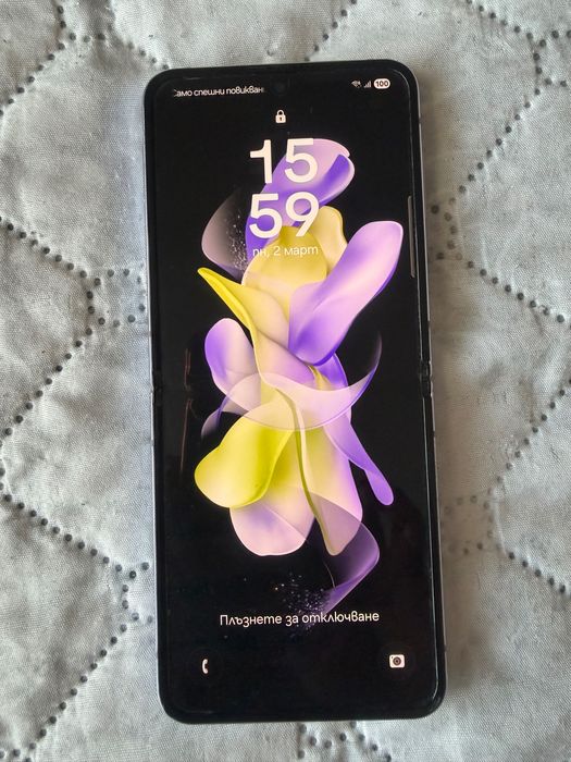 Samsung Z flip 4