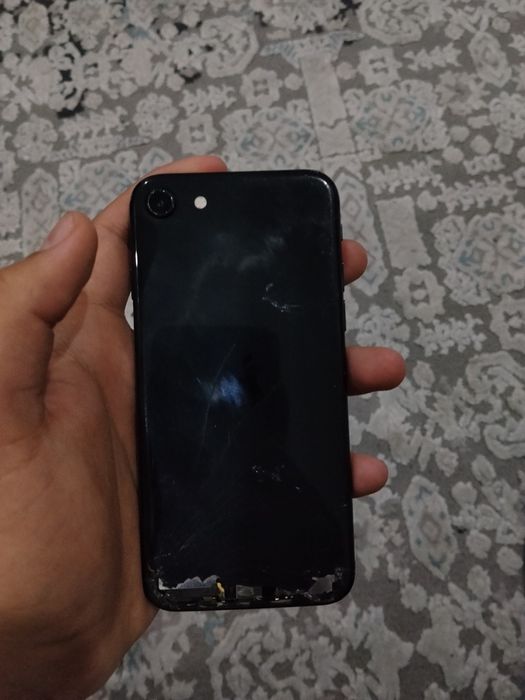 Айфон SE 2 128гб