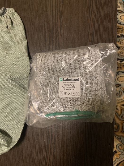 Спец одежда, размер 48-50, хорошее состояние.