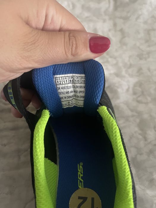 Обувки за момче  SKECHERS 29 номер
