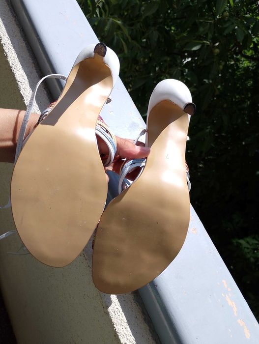 Елегантни летни сандали от естествена кожа, в чудесно състояние, 10 лв