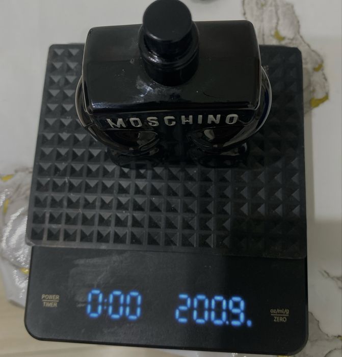 Moschino парфюм