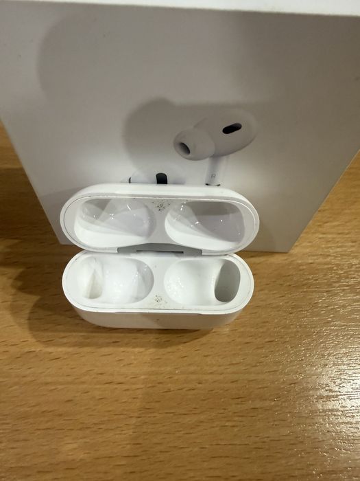 Оригинальный кейс airpods pro 2