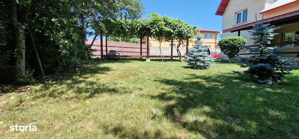 Agigea , zona Pod, ideala pentru locuit su gradinita.