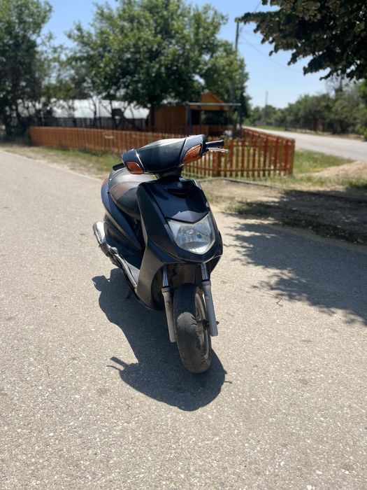 Vand scuter yamaha 125cc