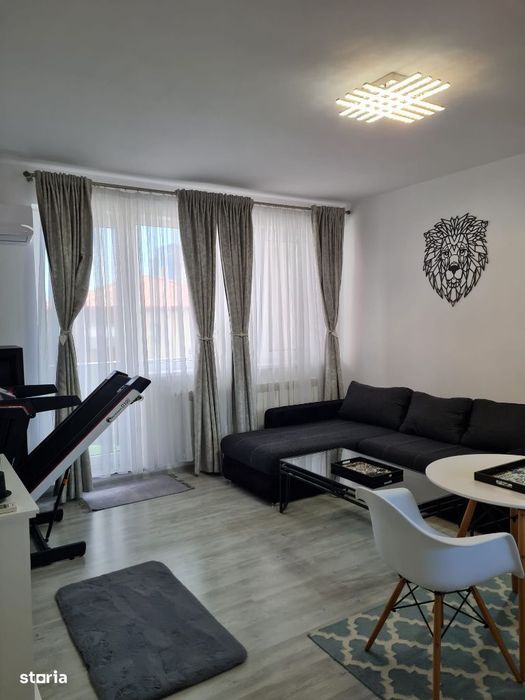 Închiriere apartament 2 camere, 57 mp, balcon, loc parcare, Mamaia Sat