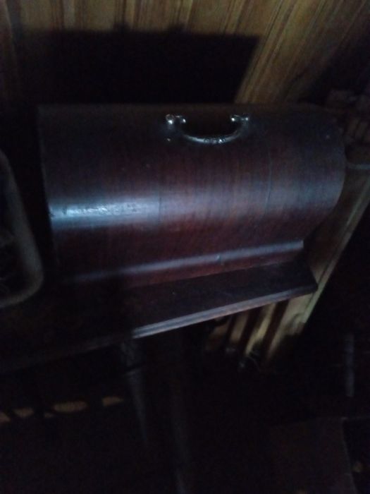 Masina de cusut  SINGER antica ,din 1920, in stare de functionare