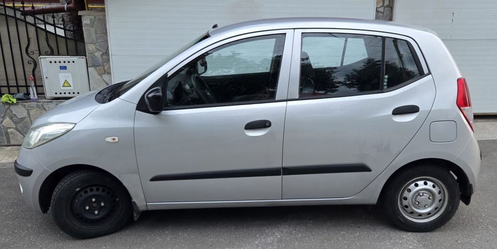 Hyundai i10 an 2008, 1.2 benzina 4 pistoane, 120000reali, consum mic