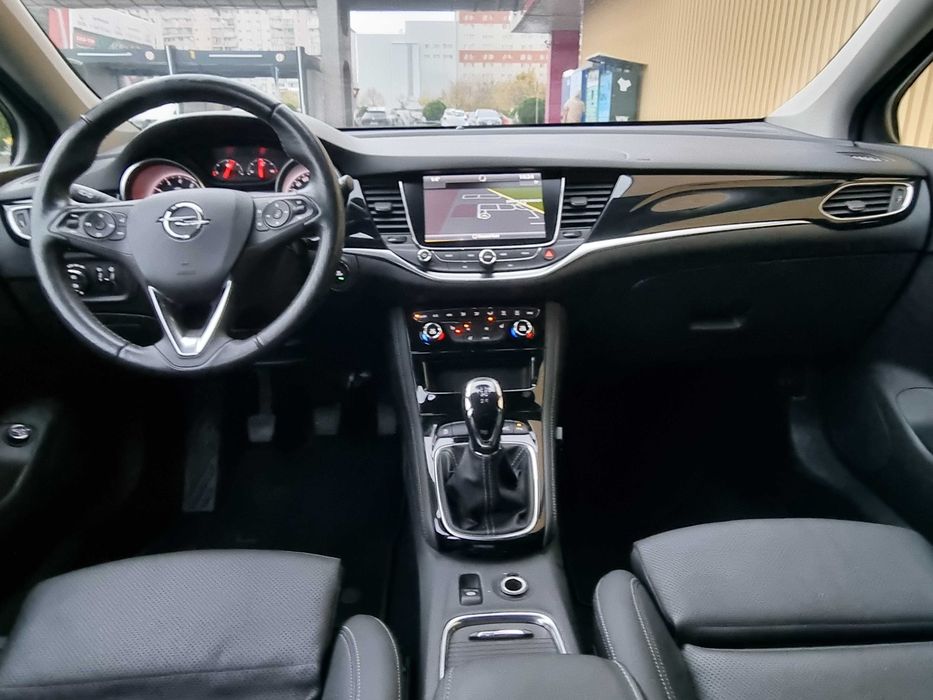 Opel Astra Inovation Extra-full Model Deosebit TVA Deductibil