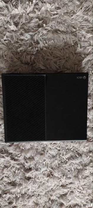 Игрова конзола XBOX ONE