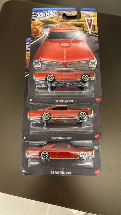HotWheels  Pontiac GTO ‘66 Silver Series