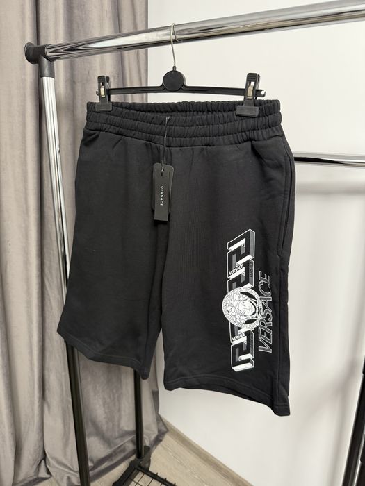 Pantaloni scurti VERSACE super calitate