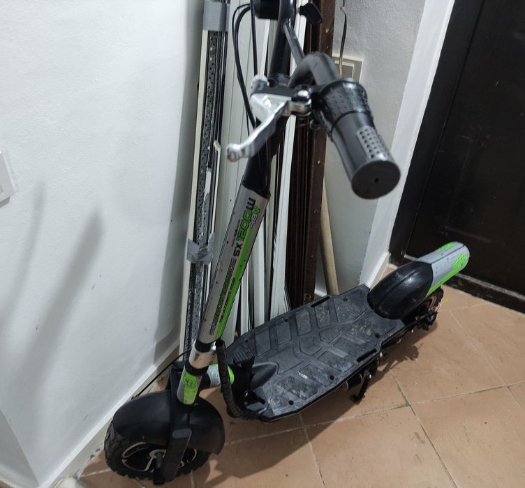 Электросамокат/ скутер 1200Watt