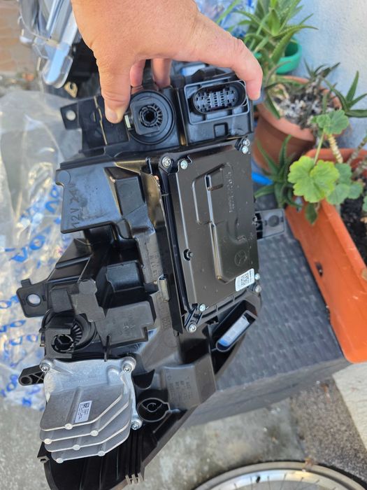 Mercedes Sprinter 2019-2024 изцяло нови LED фарове