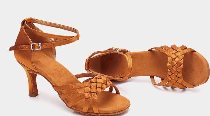 Туфли для бальных танцев