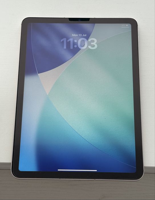 IPad AiR 5 256 gb Cellular + Wifi, excelent Piatra Neamt • OLX.ro