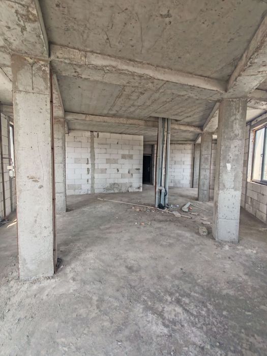 Olmos rezidensda karobka. Kadastr bor 74m²