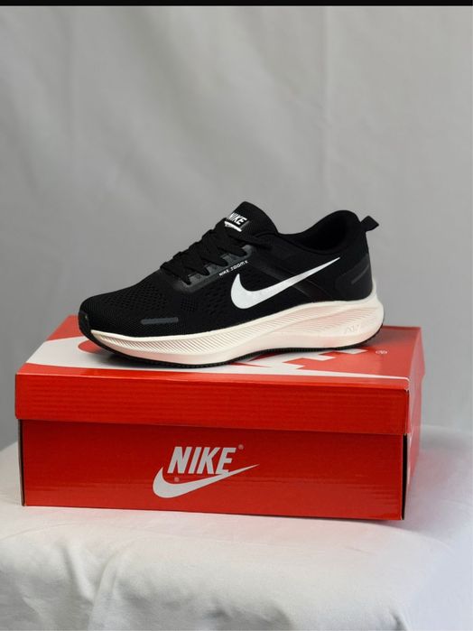 Кросовки в наличии