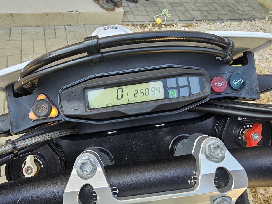 Husqvarna 701 Supermoto.