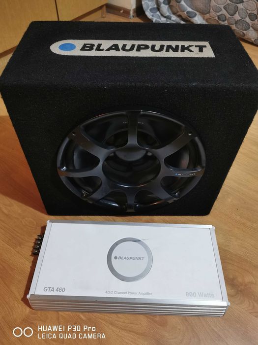 Бас каса със усилвател