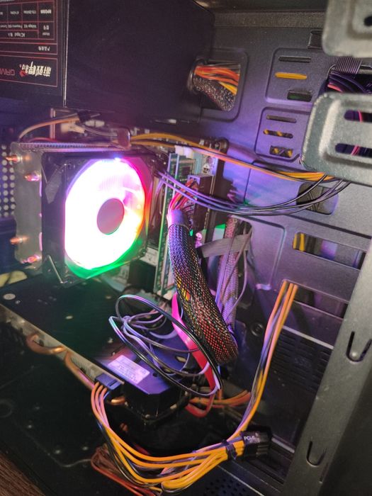 Игровой компьютер core i5 , rx 580 8gb , ssd nvme 256 gb , monitor 24