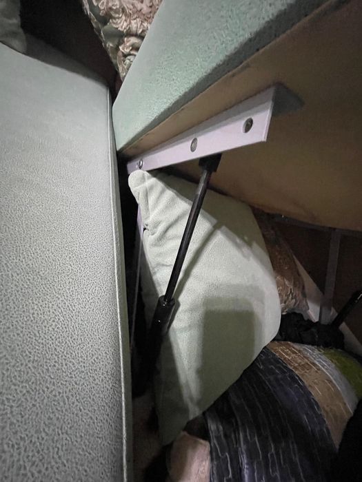 Продам Диван 280см,Срочно!